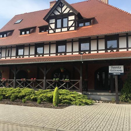 Hotel Dworska Elektrownia Kędzierzyn-Koźle Esterno foto