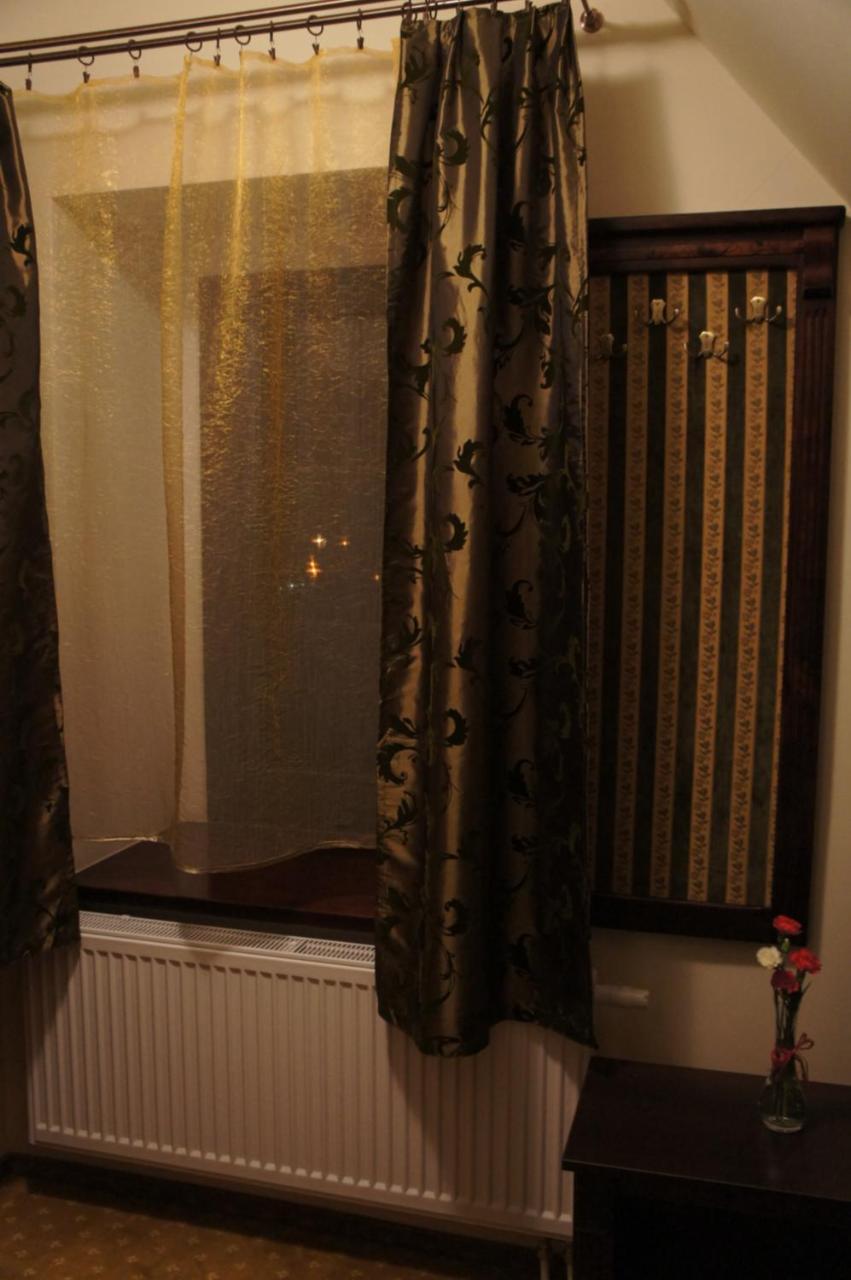Hotel Dworska Elektrownia Kędzierzyn-Koźle Esterno foto
